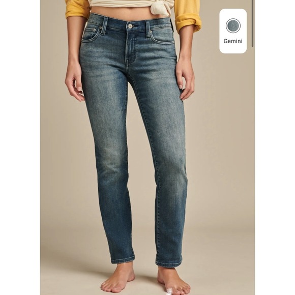 Lucky Brand Mid-Rise Sweet Straight Jeans Women's Denim NWT Size 8/29 A - Picture 5 of 6